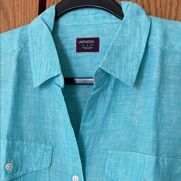 UNTUCKit  Linen Button-Up Shirt - Picture 5 of 11